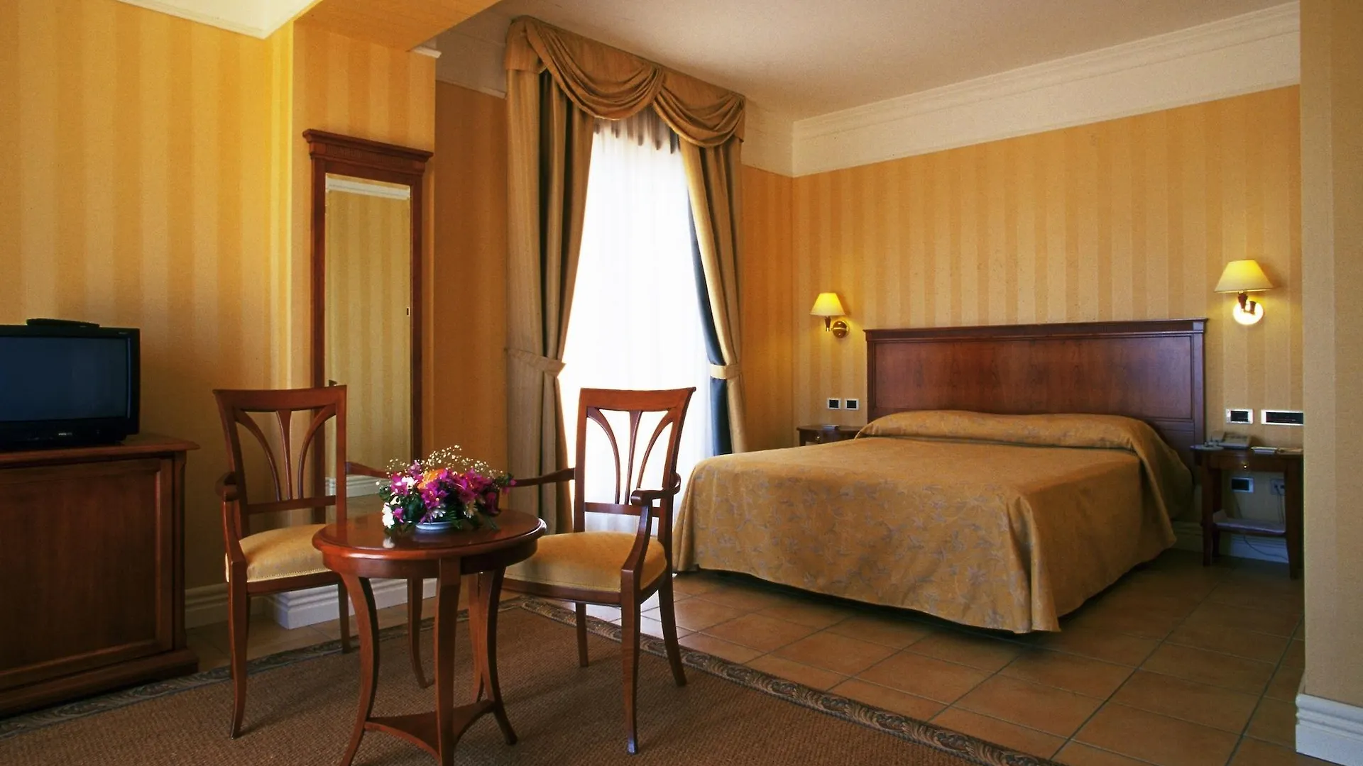 Dioscuri Bay Palace San Leone