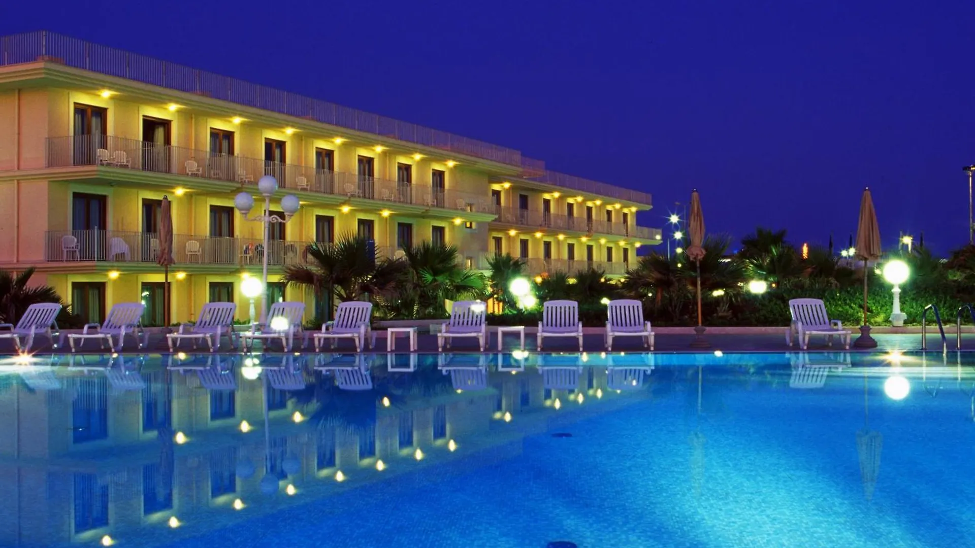 Dioscuri Bay Palace contacts