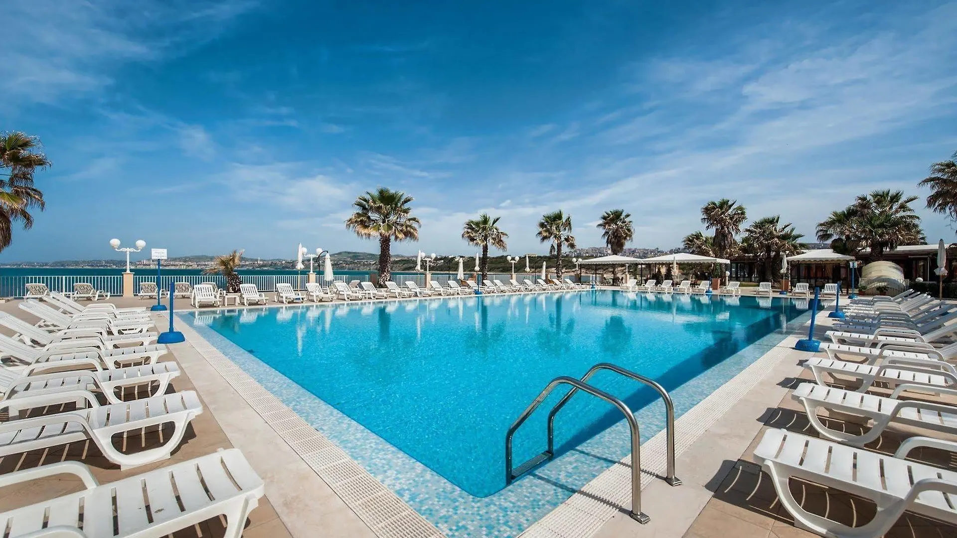 Dioscuri Bay Palace San Leone Italy